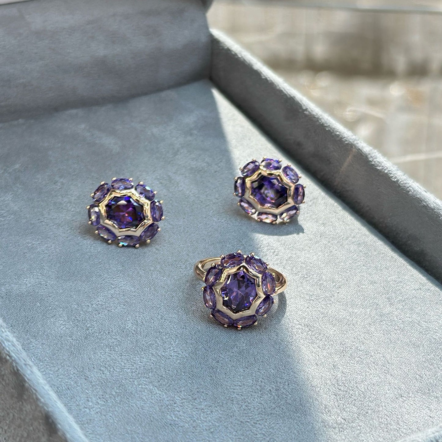 Purple Gold Ring Color Retention Plating