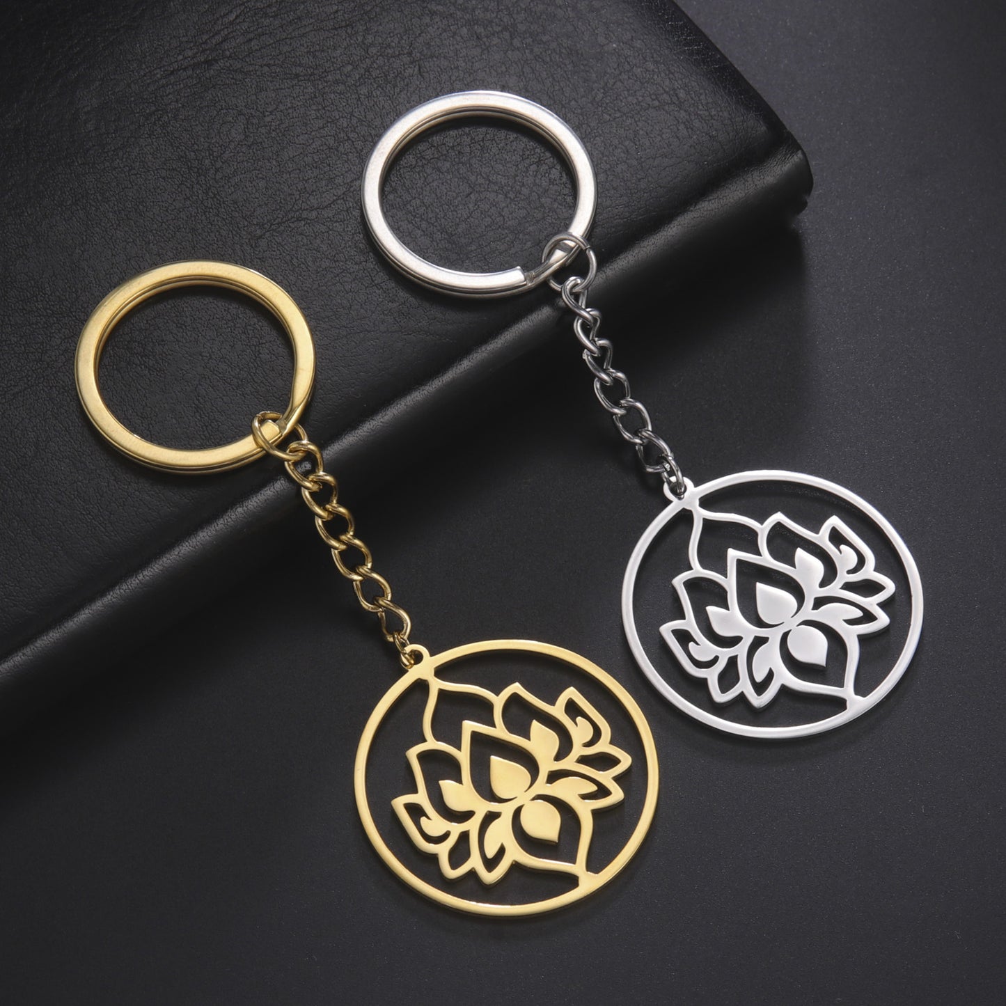 Ring Lotus Pattern Stainless Steel Titanium Key Chain